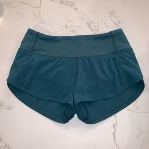 Lululemon 2.5” Speed-Up Shorts